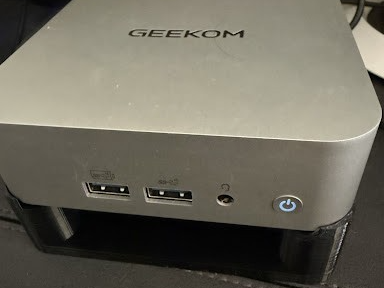 Geekom A6 High-Airflow Desk Stand / Riser