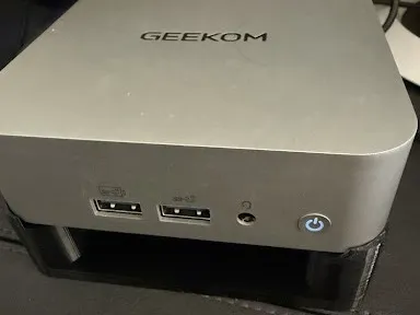Geekom A6 High-Airflow Desk Stand / Riser