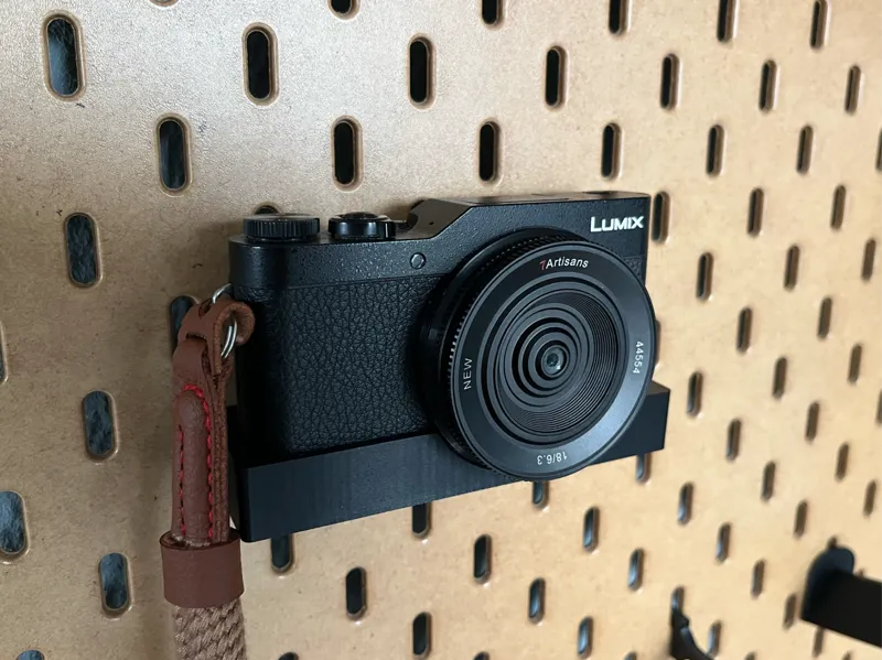 Panasonic Lumix GX800/850 holder for IKEA SKADIS