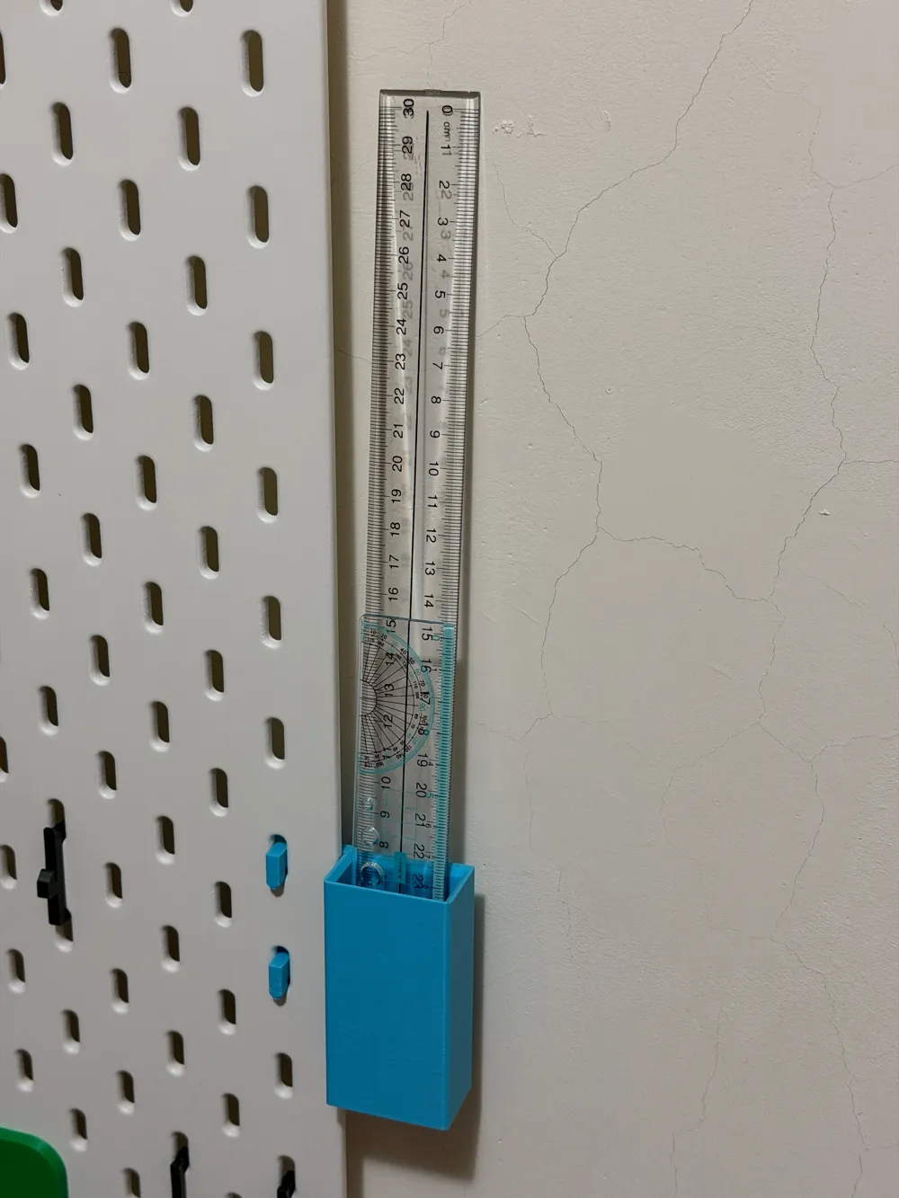 Ruler storage box for Ikea Skadis side - Free 3D Print Model - MakerWorld