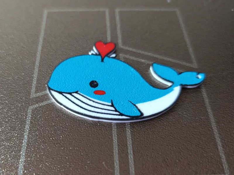 Llavero ballena con corazón