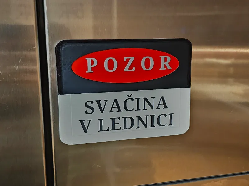 Tabulka na ledničku POZOR SVAČINA