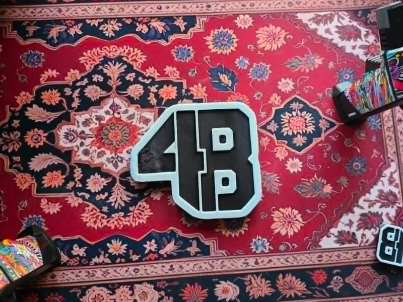 4B Pendant