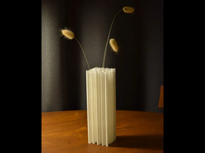 Vase tall river