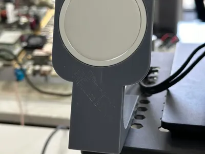 Slim MagSafe Stand with cable router