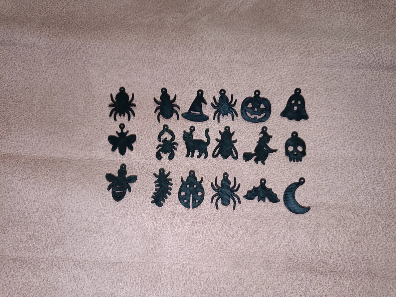 Halloween earring set view 2