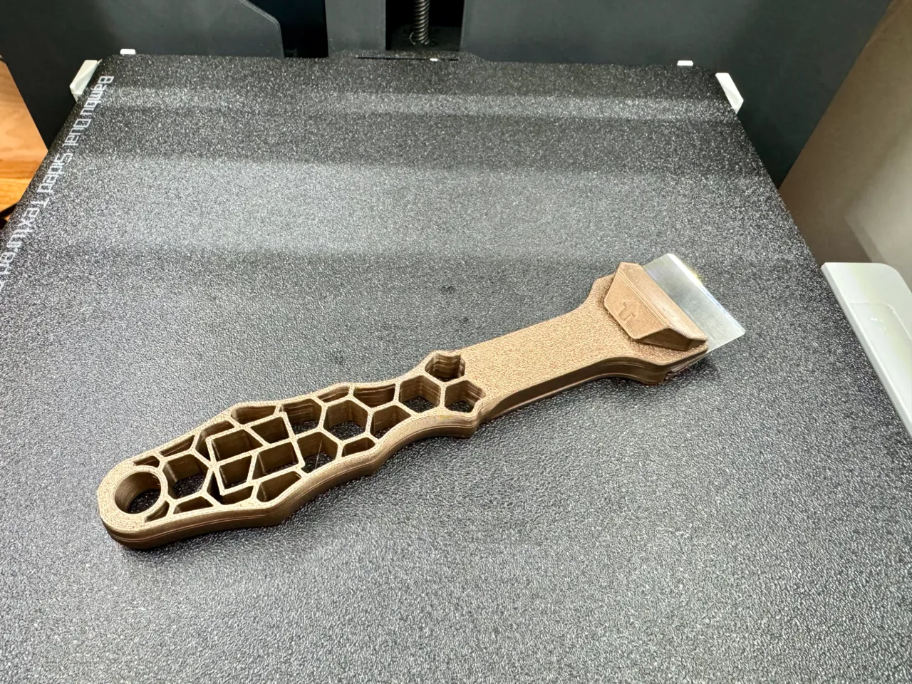 Bambu Scraper - Honeycomb view 3