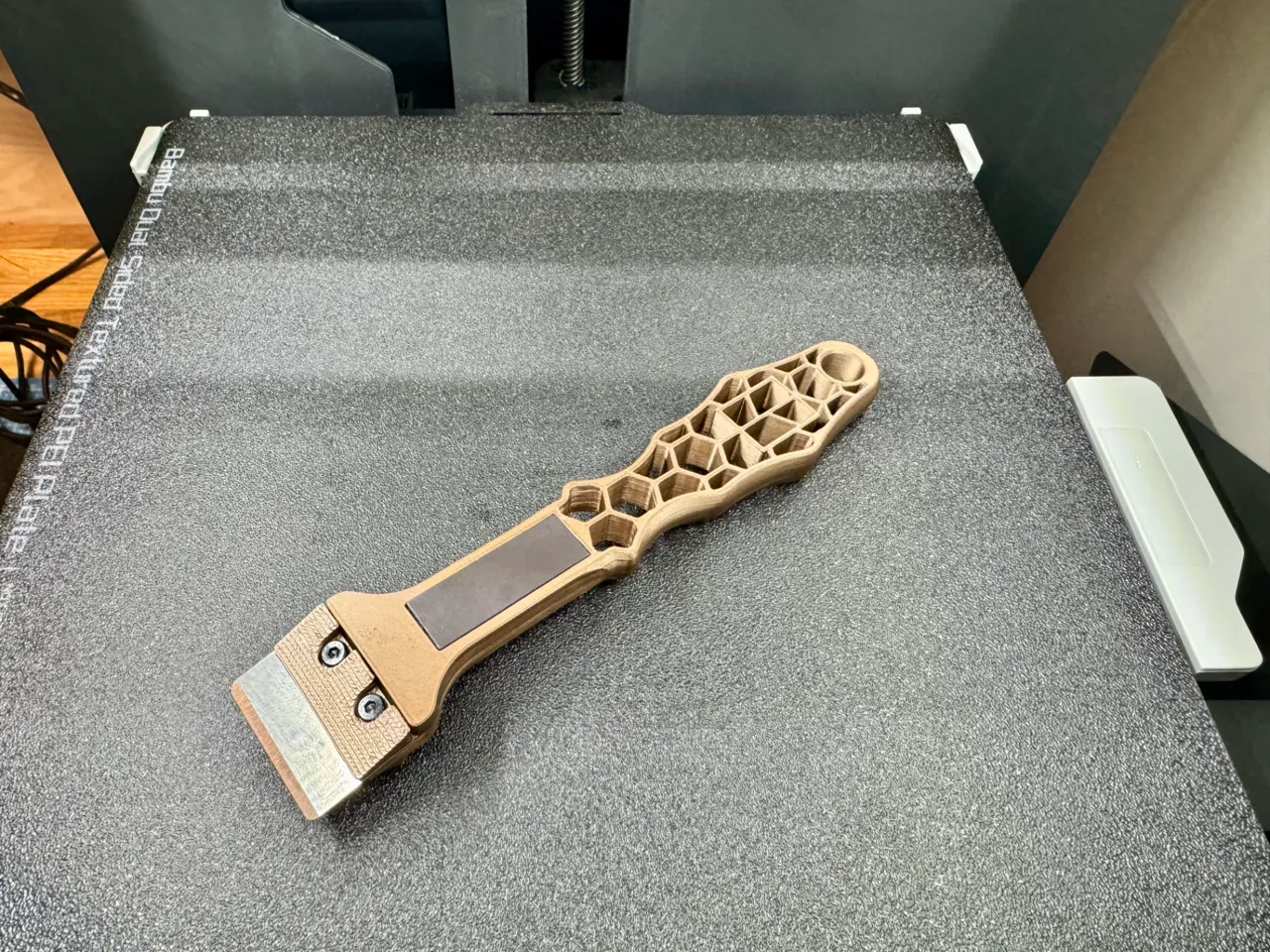 Bambu Scraper - Honeycomb view 2