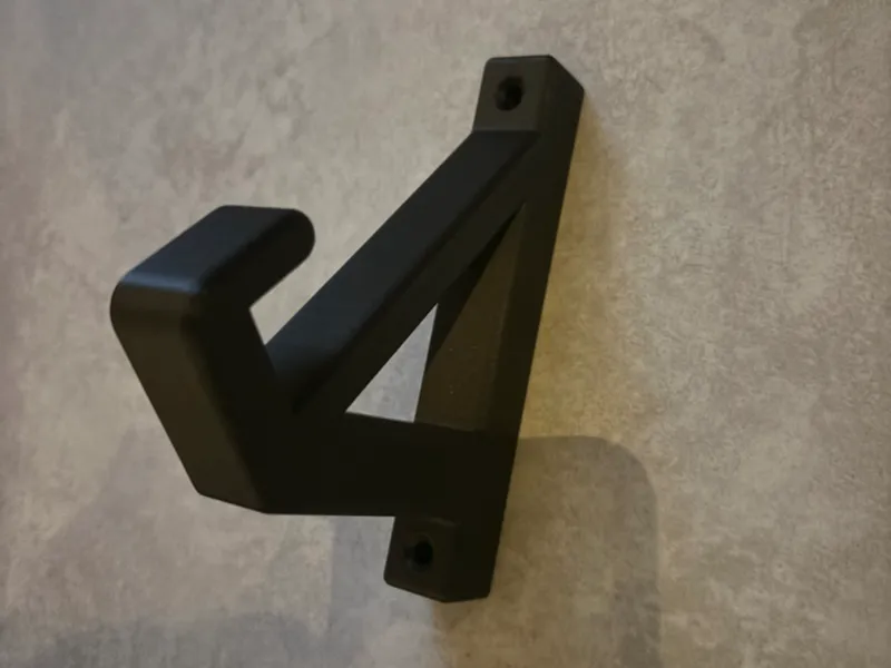 Ski wall holder / mount / display