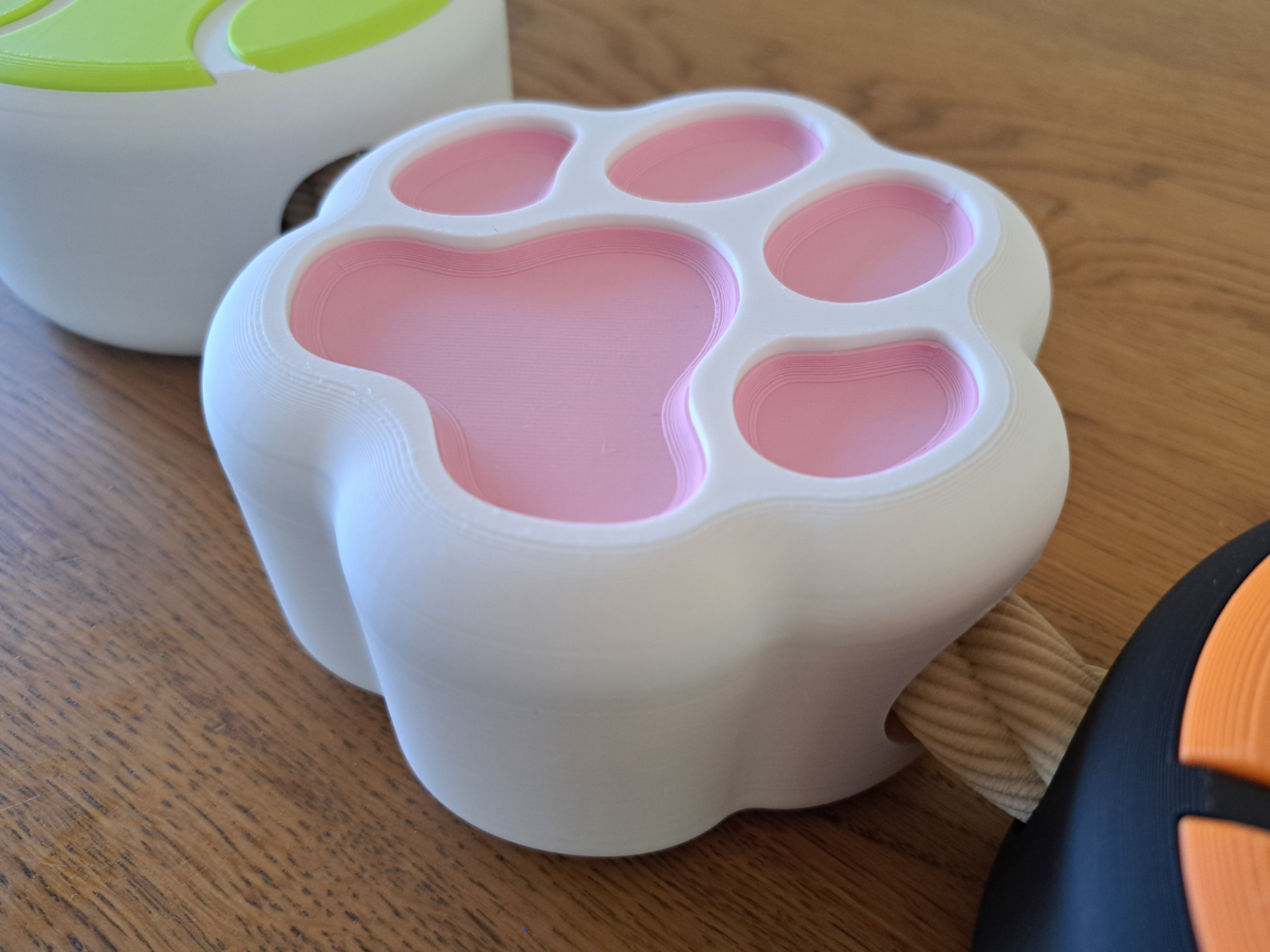 Big Pawprint Bead