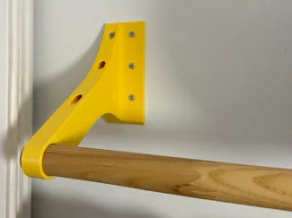 Reinforced Minimalistic spool shelf