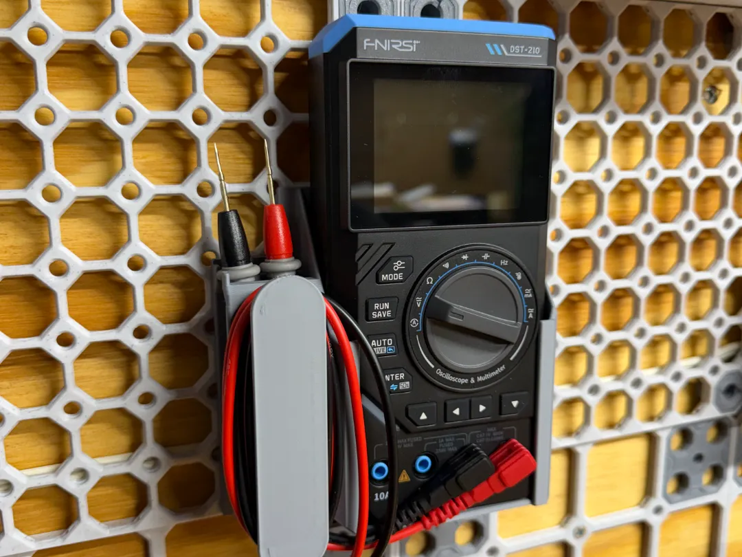 Digital Multimeter Mounted On Board Suporte para Multímetro - Multiboard - FNIRSI DST210 - Modelo gratuito ...
