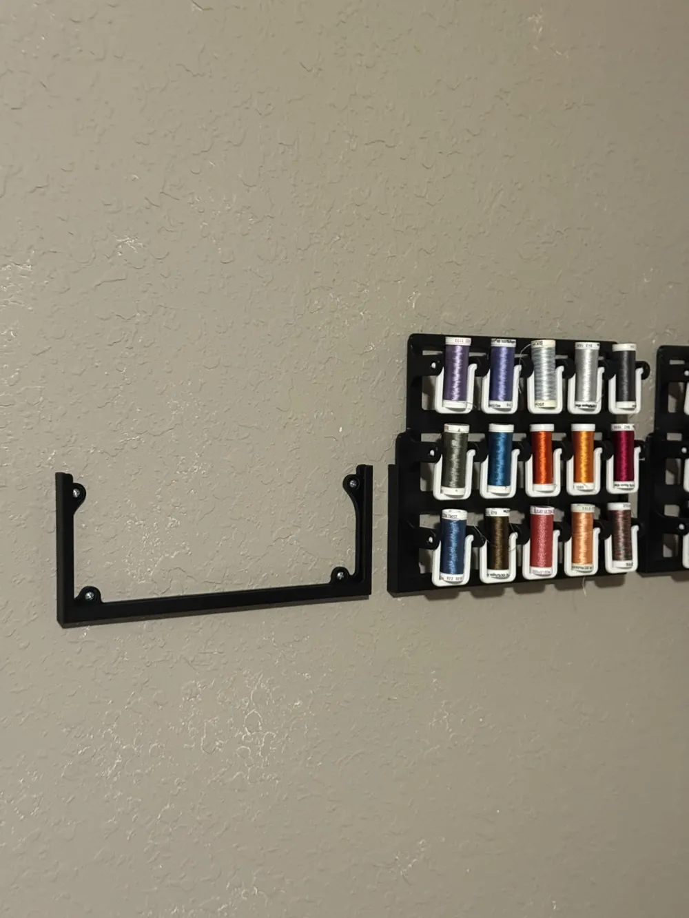 Wall Thread Rack 3d File Portable Embroidery Thread Rack - Free 3D Print Model - MakerWorld
