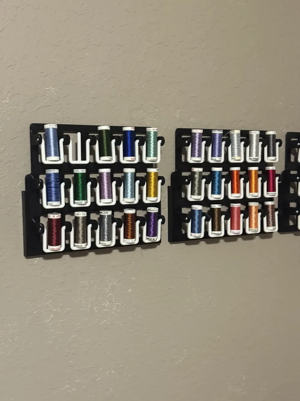 Wall Thread Rack 3d File Portable Embroidery Thread Rack - Free 3D Print Model - MakerWorld