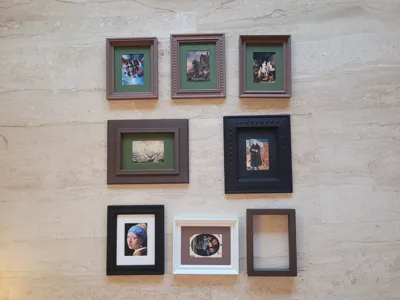 Trading card set of 8 picture frames