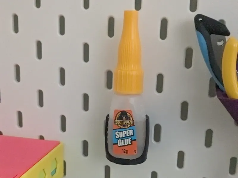 Skadis Gorilla glue holder