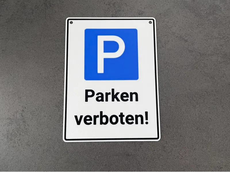 Parkplatzschild Parken verboten
