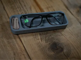 Glasses & Cleaning Cloth Desk Stand