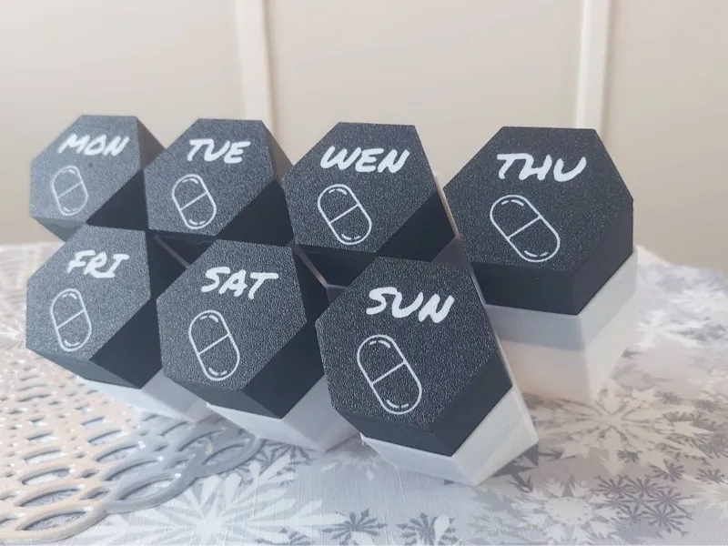Magnetic Pill Organizer with Stand