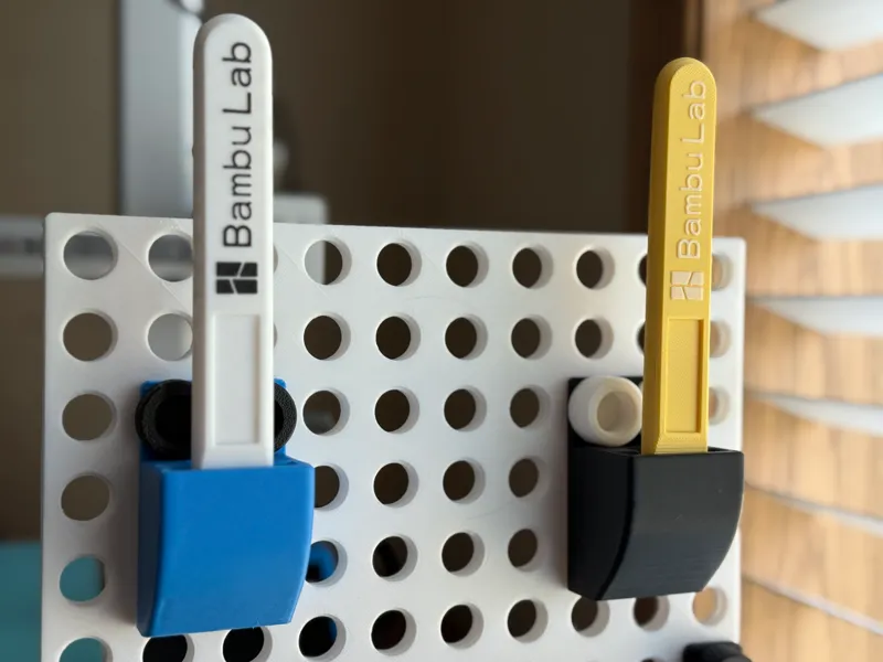 Bambu Scraper Holder for Thread Boards