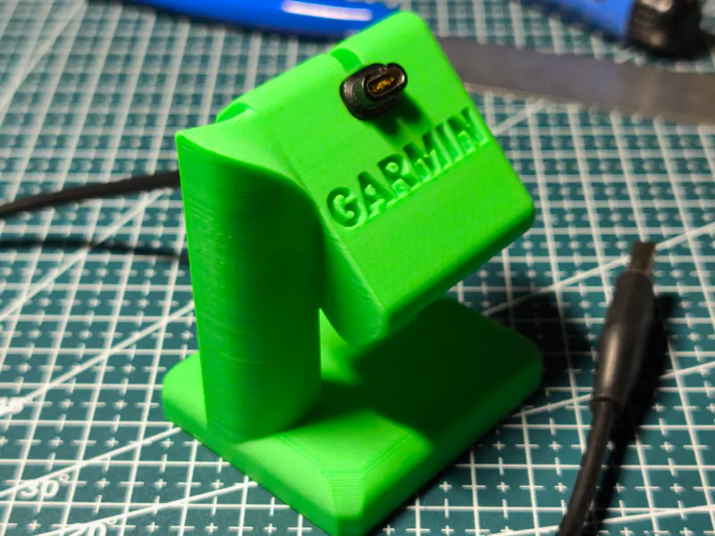 Garmin Charging Stand - Slot on the TOP - Venu SQ2