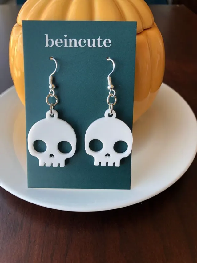 SKULL EARRINGS