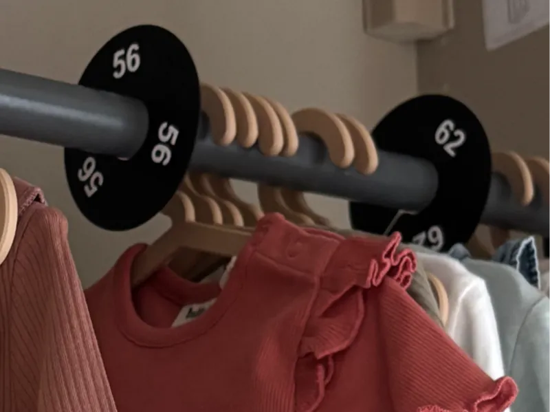 numbered clothes rail divers