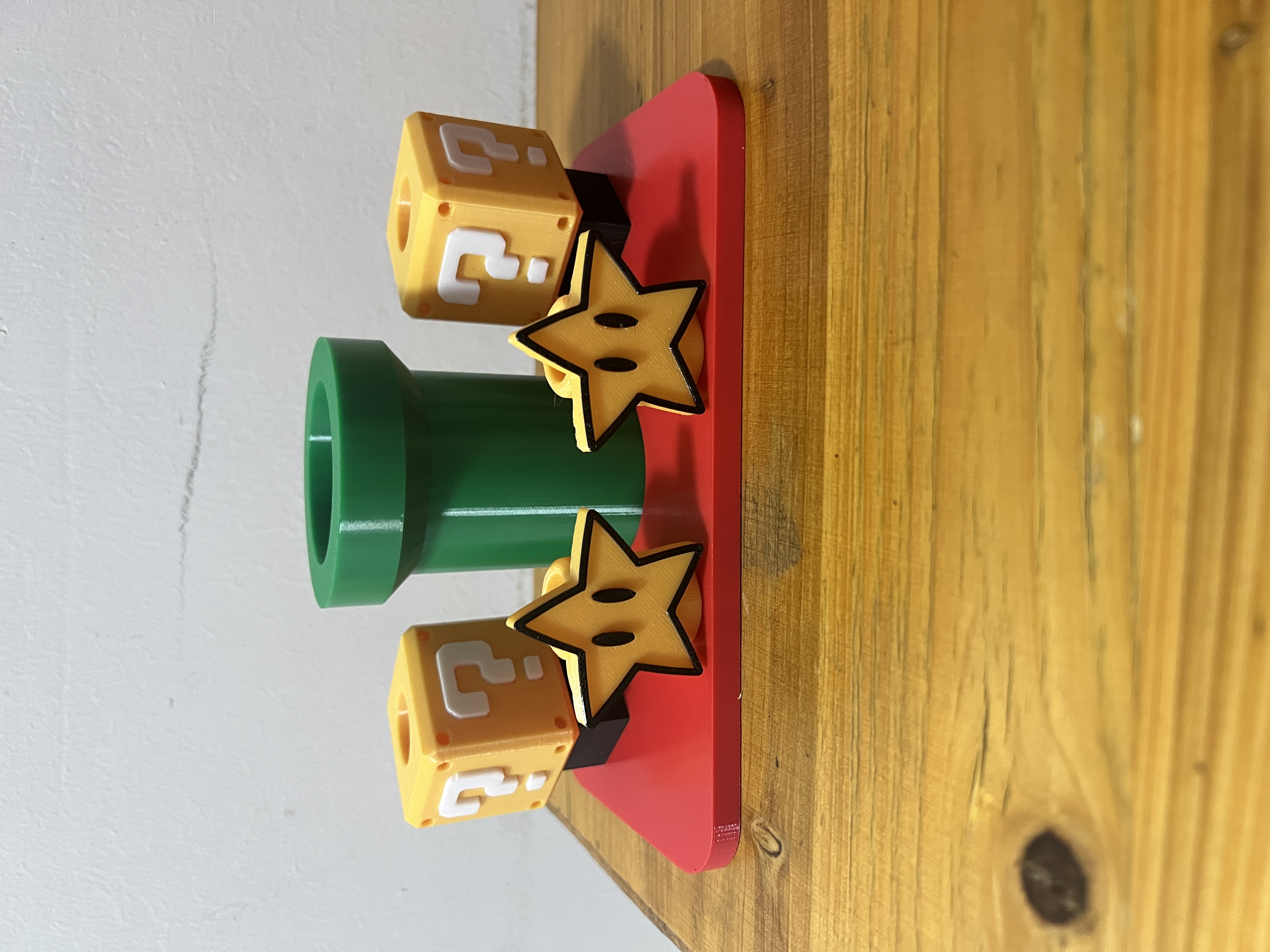 Miniatura 1 do modelo 3D 马里奥牙刷架+笔筒