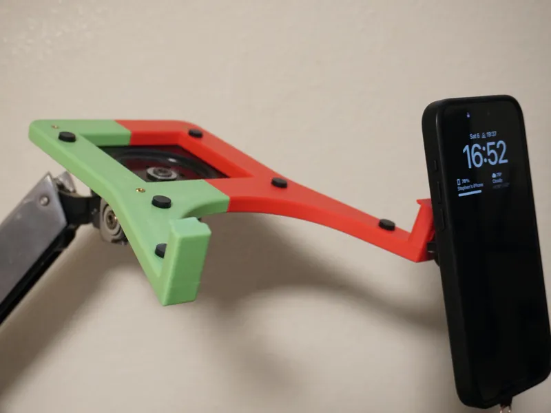 Vesa Laptop Stand w/ Ugreen Magsafe adapter