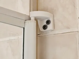 Shower Screen Bracket (Top & Bottom)