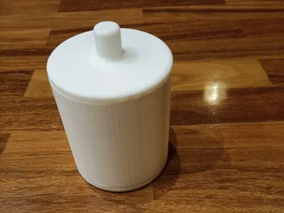 Mini trashcan