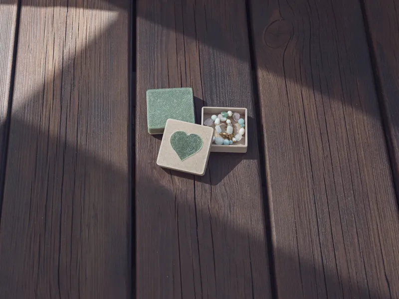Jewelry box