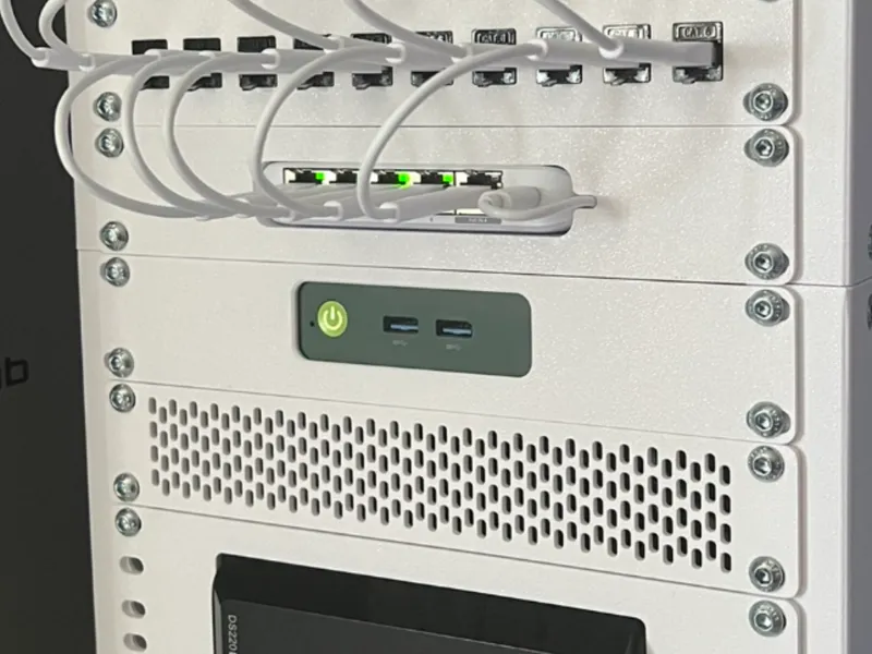 GMKtec G3 10inch rack mount