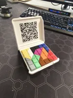 Travelbox with and without QR-Code