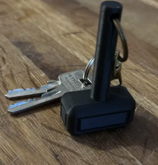 HAMMER keychain