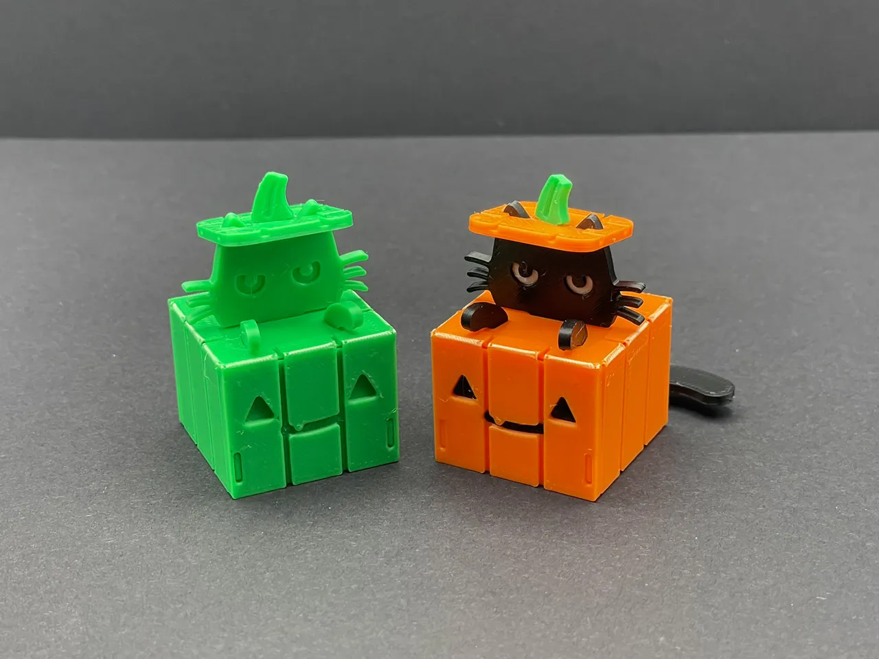 Cat in Halloween Pumpkin Card Kit view 3