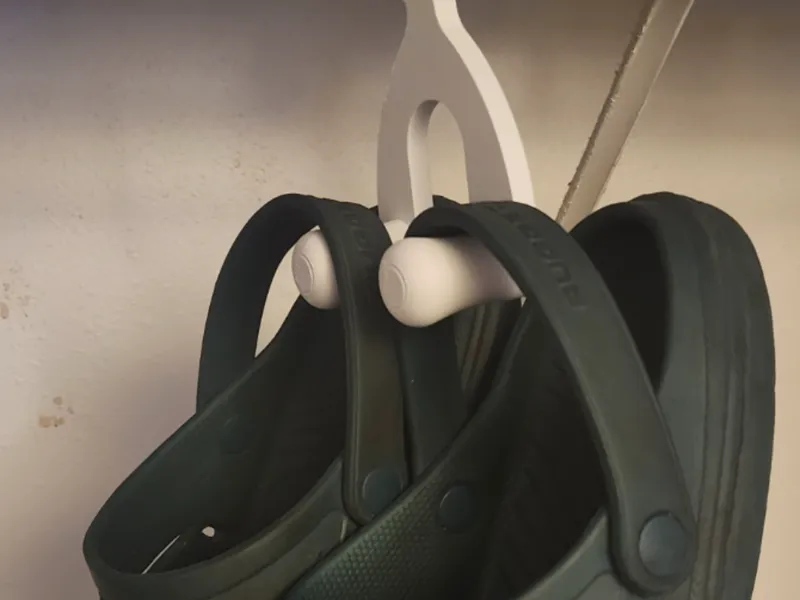 Flip Flop Hanger (No Supports)
