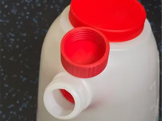 Threaded Cap for Oil Jug w/ Spout