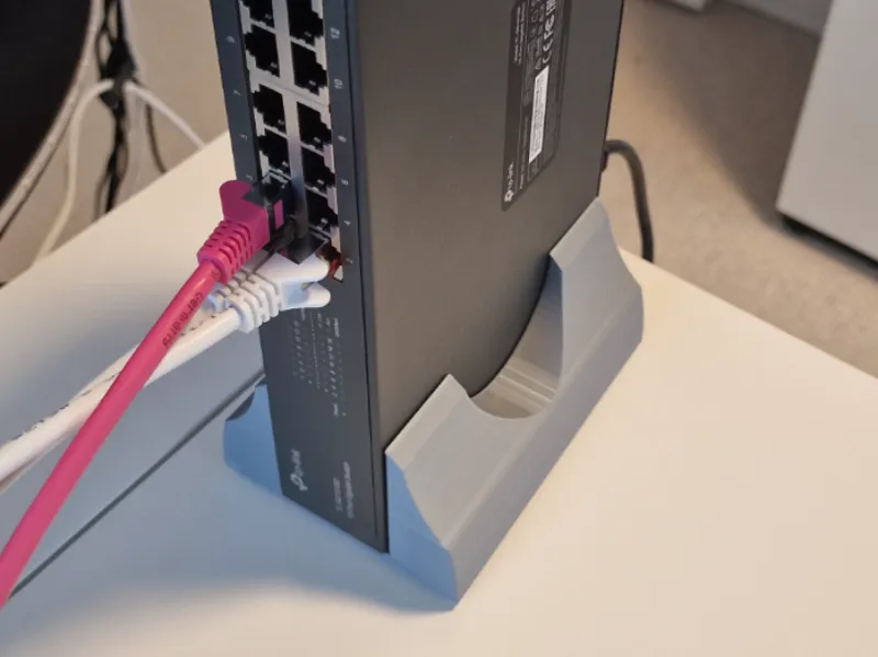 Vertical holder/stand for 16 port switch