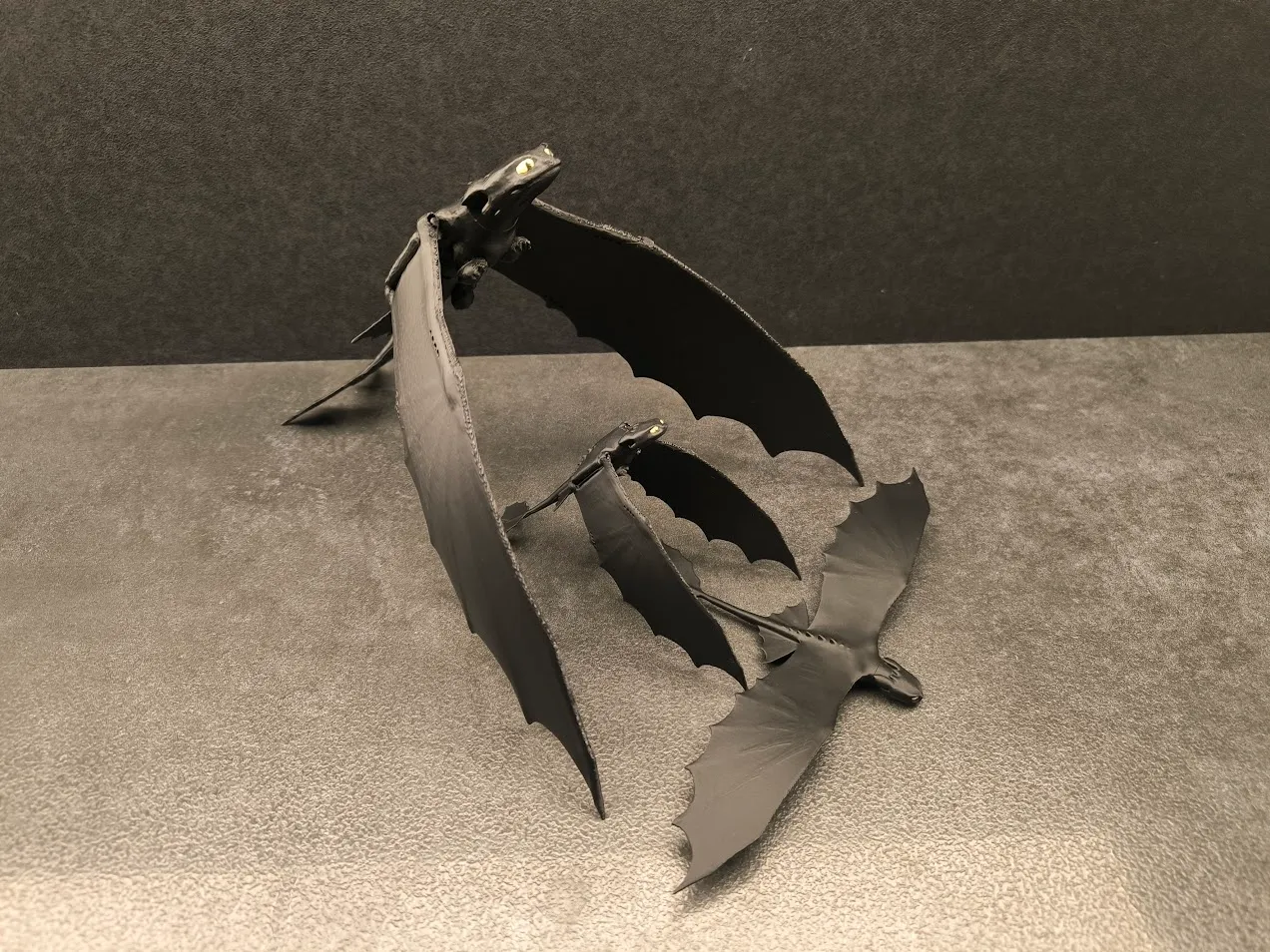 Night Fury with flapping wings view 4