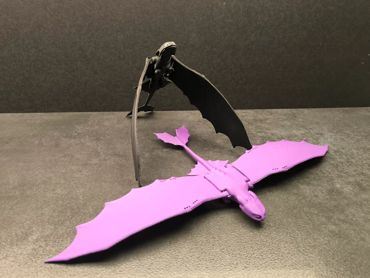 Night Fury with flapping wings view 3