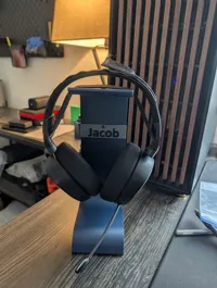 Modern Headphone Stand w/Nameplate