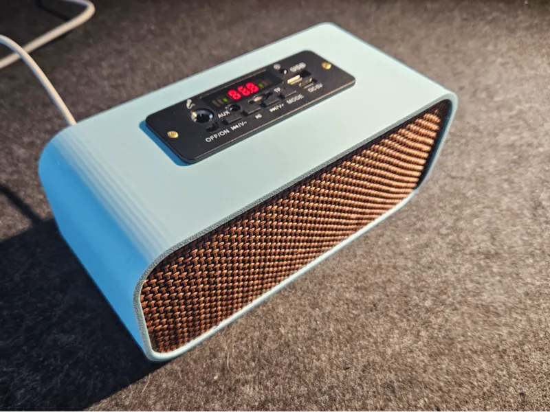 Retro inspired DIY cheap speaker