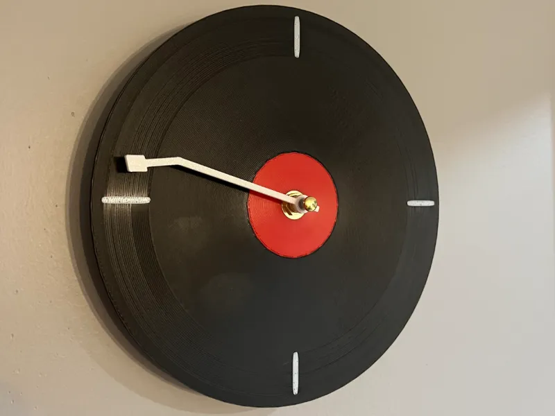 Vinyl record clock