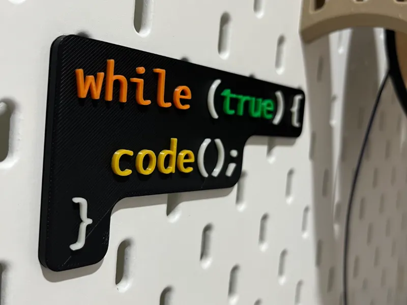 "While True, Code" Text Panel for SKÅDIS