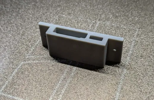 Z-Scale Platform Power Mount (CR2032) view 2