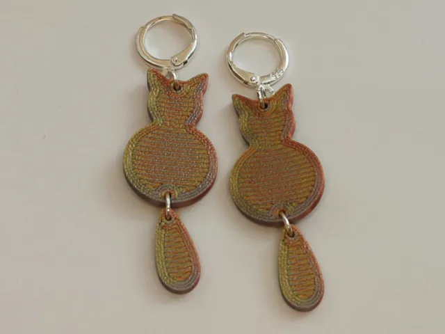 Fat cat earrings