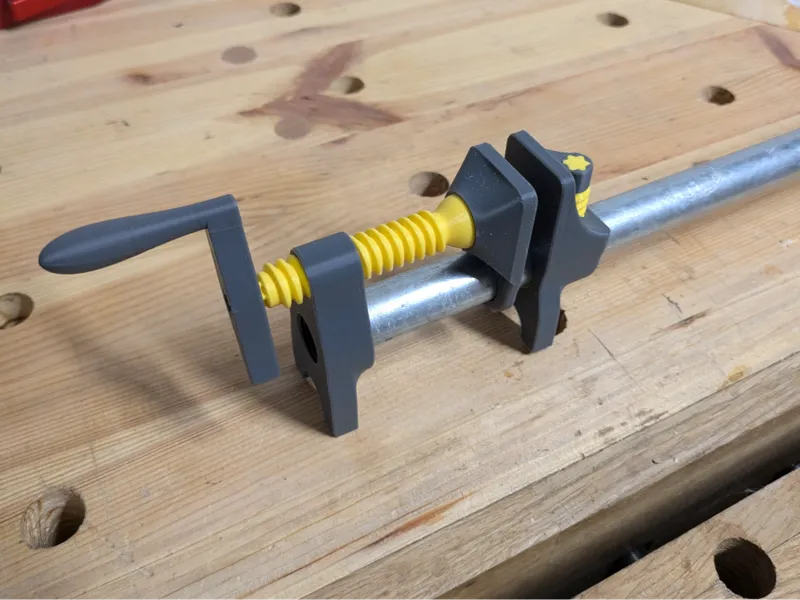 Woodworking Pipe Clamp for 1/2″ Pipe - 35 mm Jaws