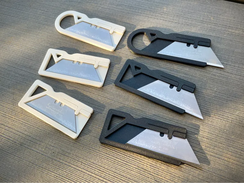 TUBknife - a triangular utility blade holder