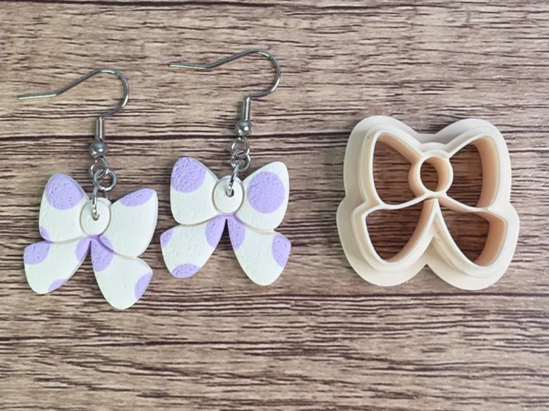 Bow earring cutter